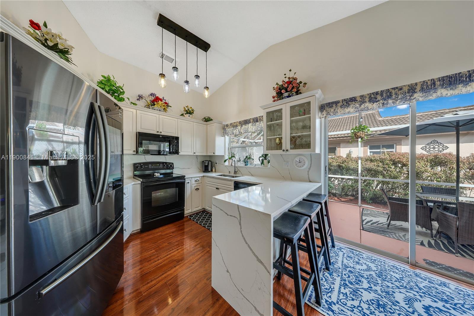 DIMENSIONS NORTH AT CHAPE - Residential