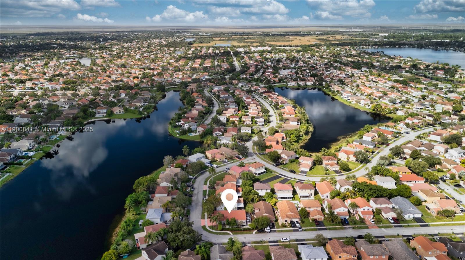 DIMENSIONS NORTH AT CHAPE - Residential