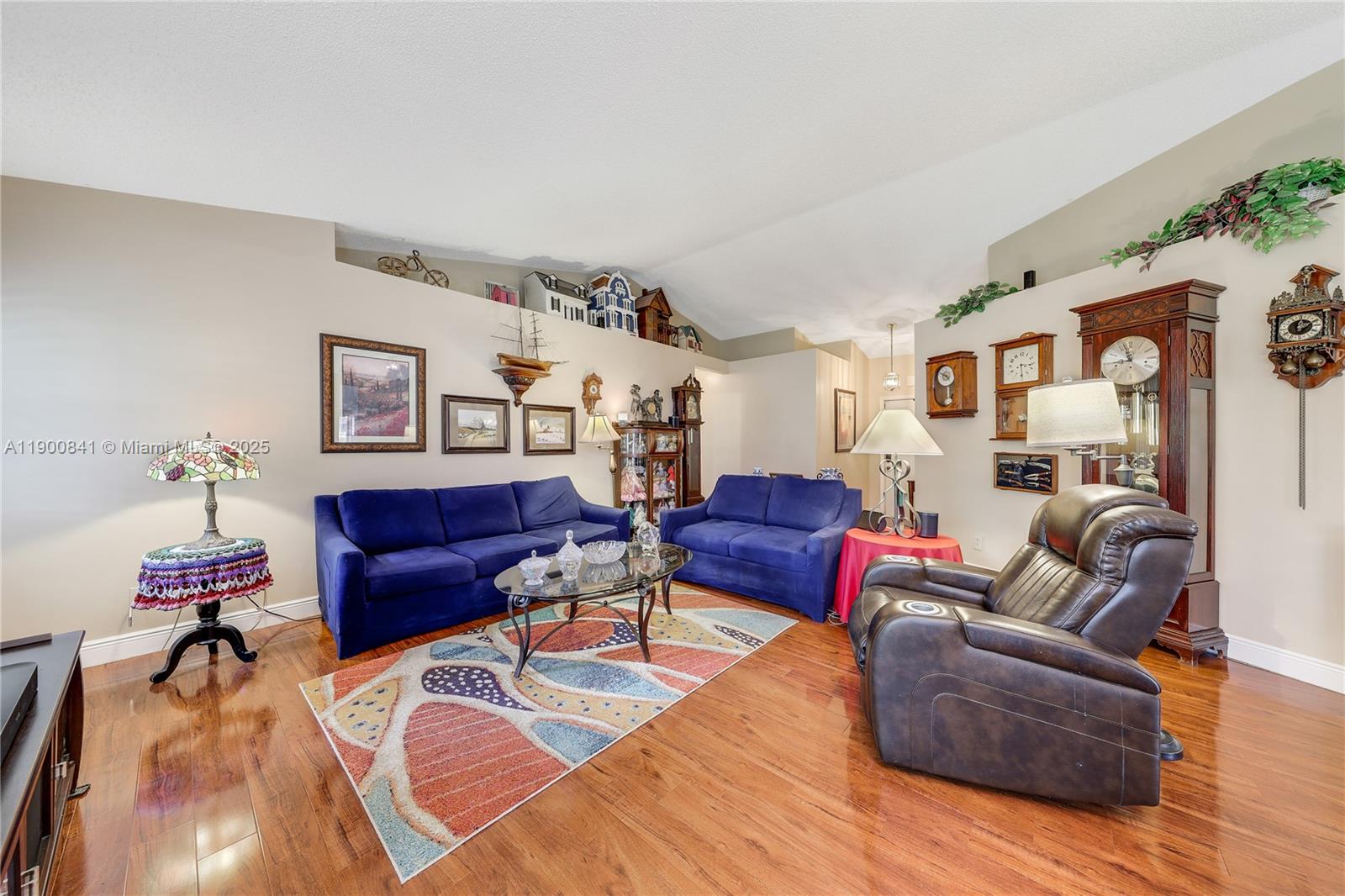 DIMENSIONS NORTH AT CHAPE - Residential