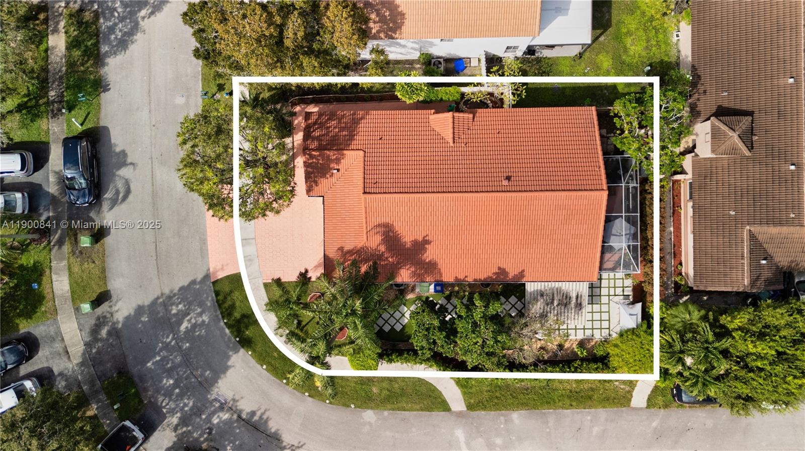 DIMENSIONS NORTH AT CHAPE - Residential