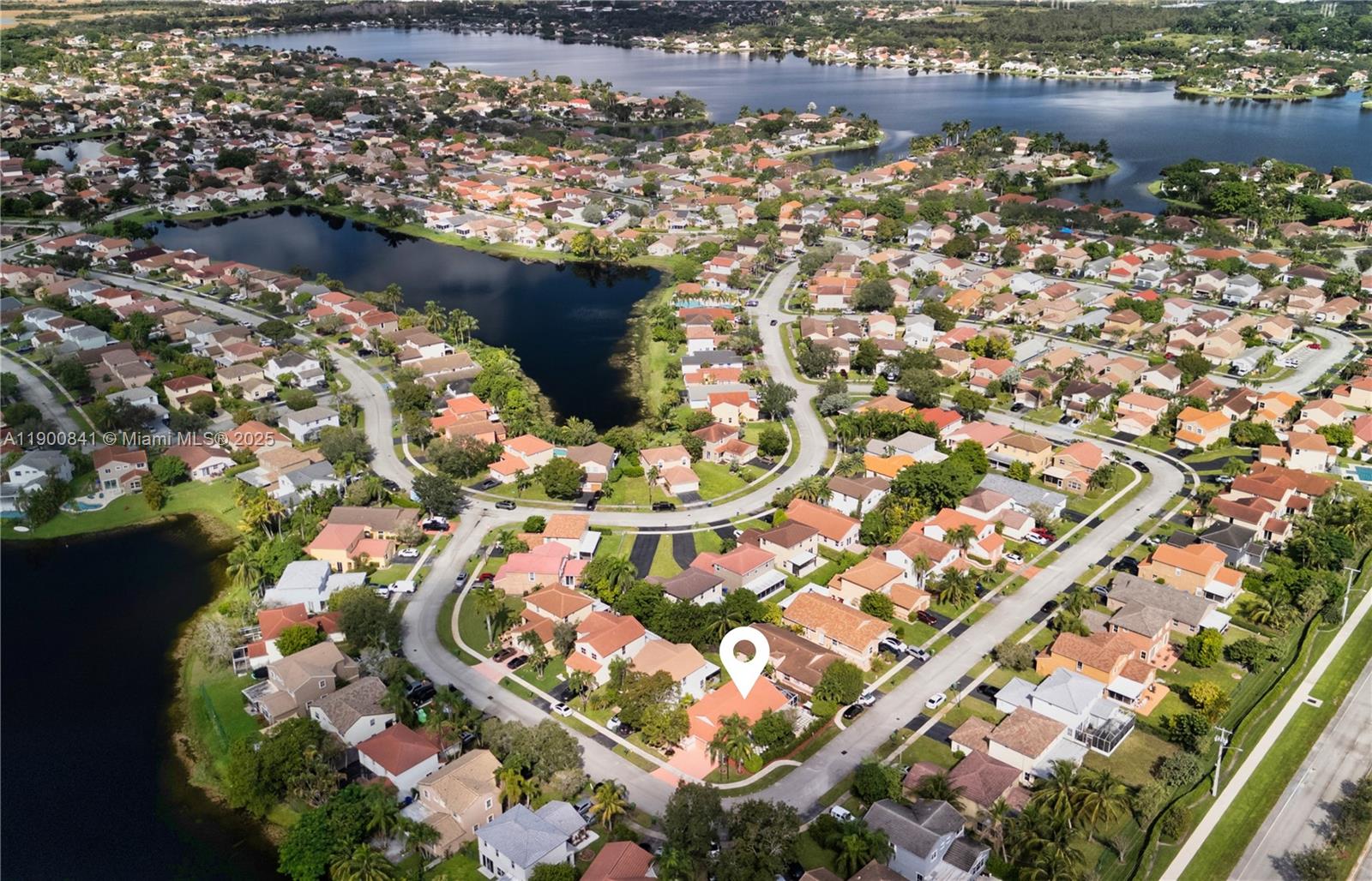 DIMENSIONS NORTH AT CHAPE - Residential