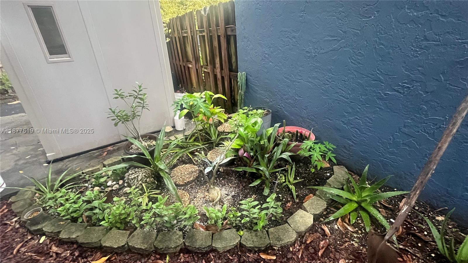 HACIENDA ESTATES SEC 1 - Residential