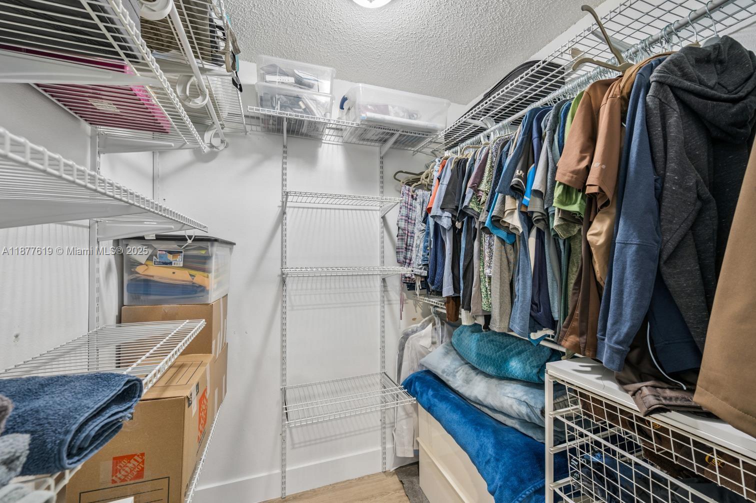 HACIENDA ESTATES SEC 1 - Residential