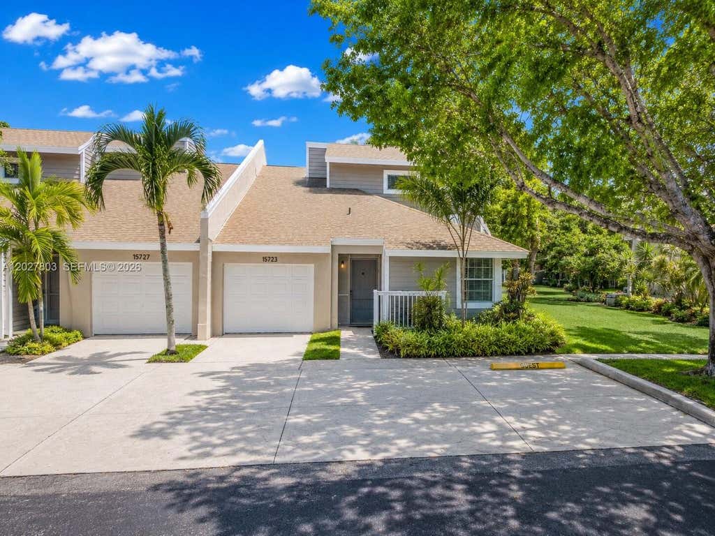 Photo of 15723 Woodgate Pl #E, Sunrise, FL 33326 (MLS # A12027803)