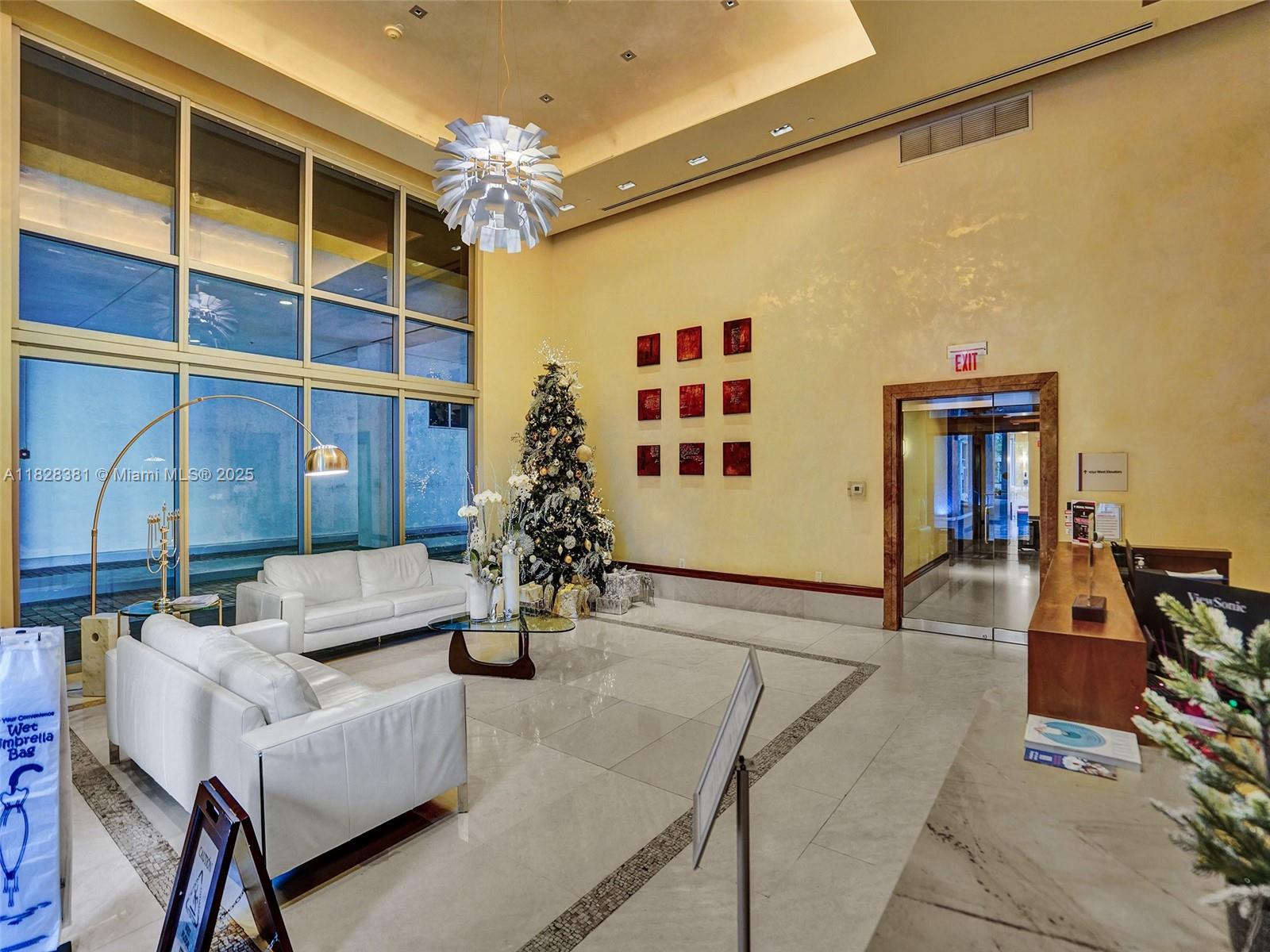 1050 Brickell Ave 2820