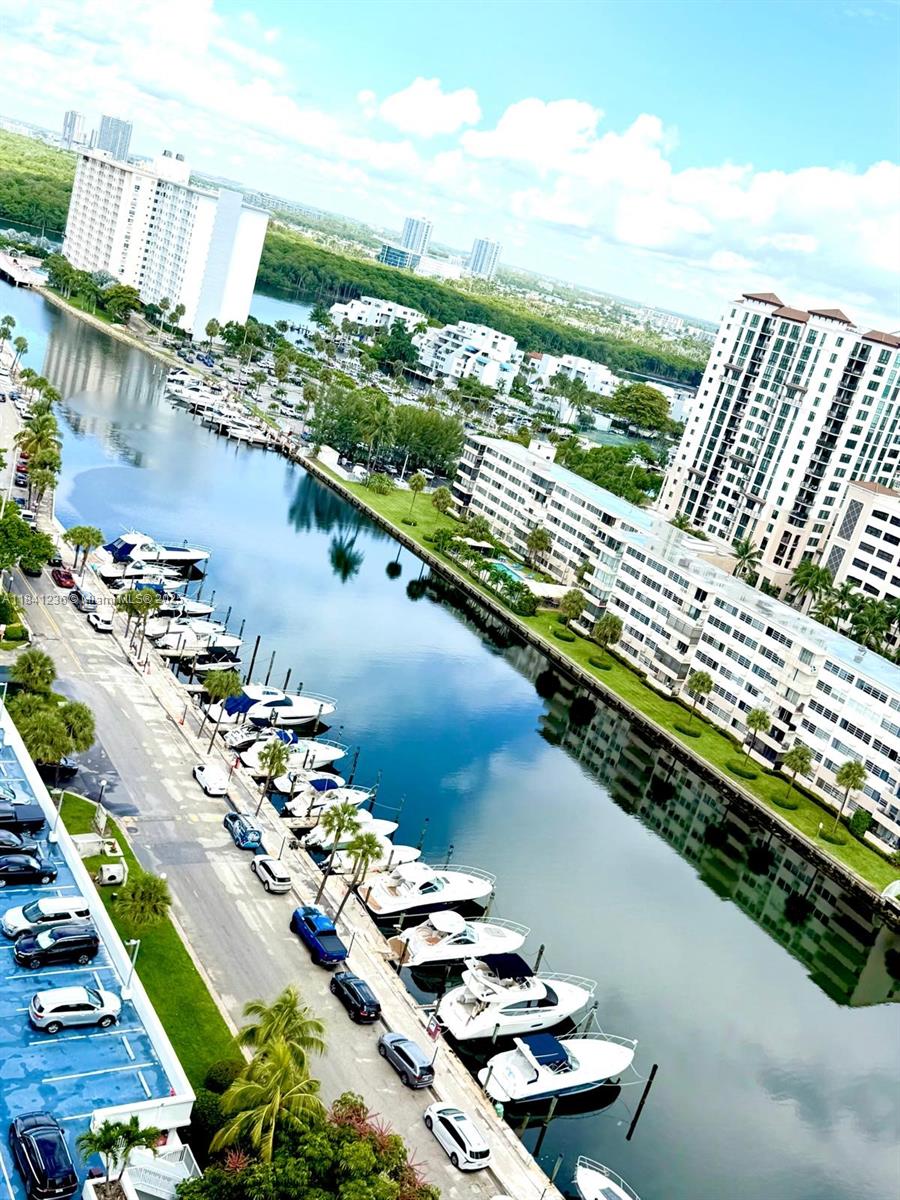 100 Bayview Dr 1904