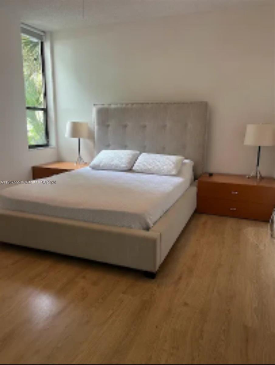 NORTHLAKE VLG AT CALIF CL - Residential Lease