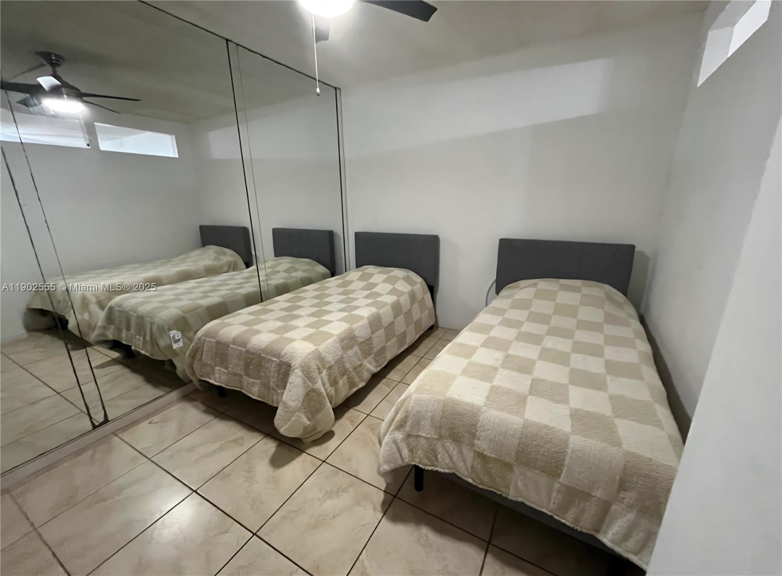 NORTHLAKE VLG AT CALIF CL - Residential Lease