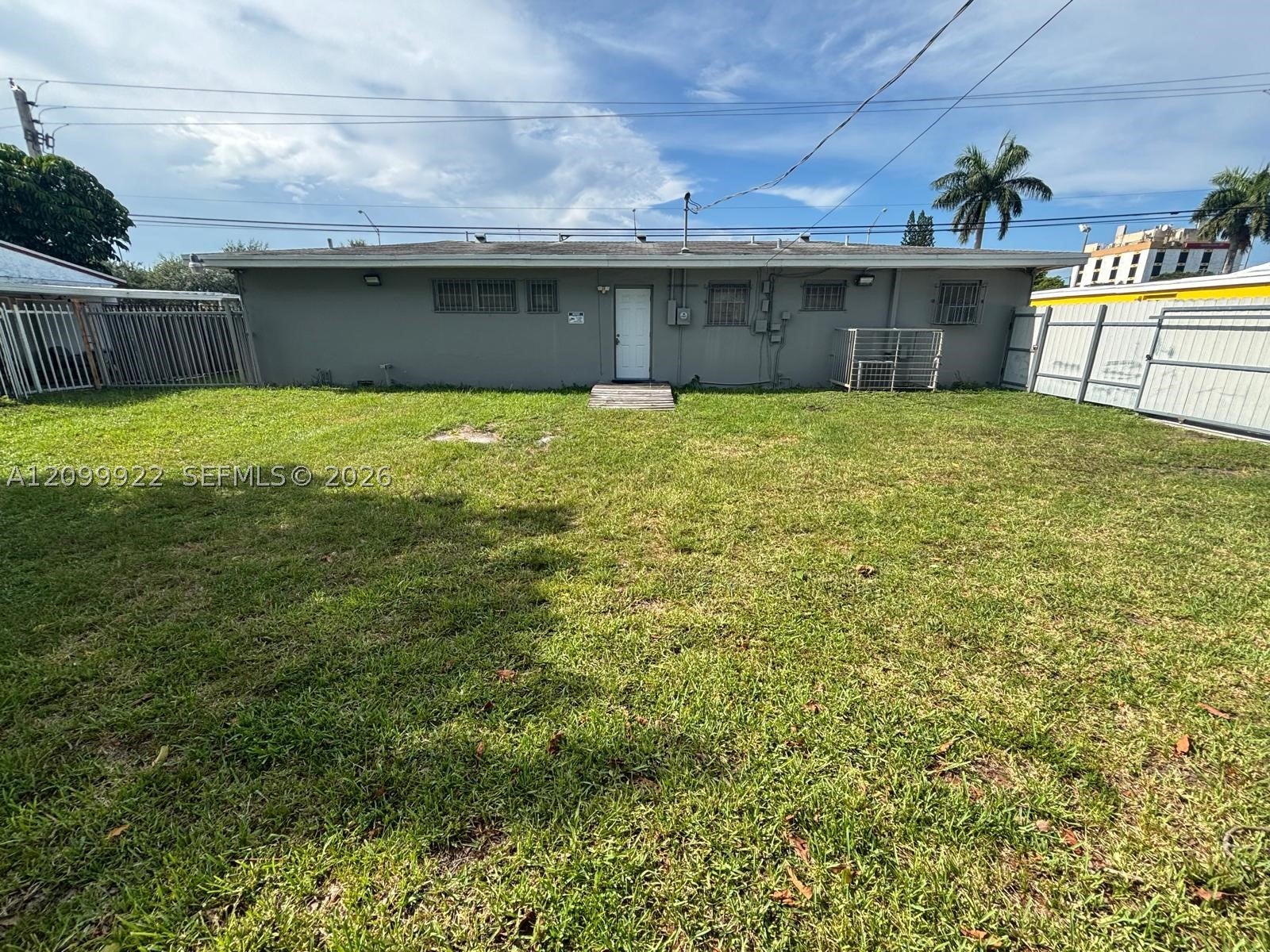 280 NW 183rd St