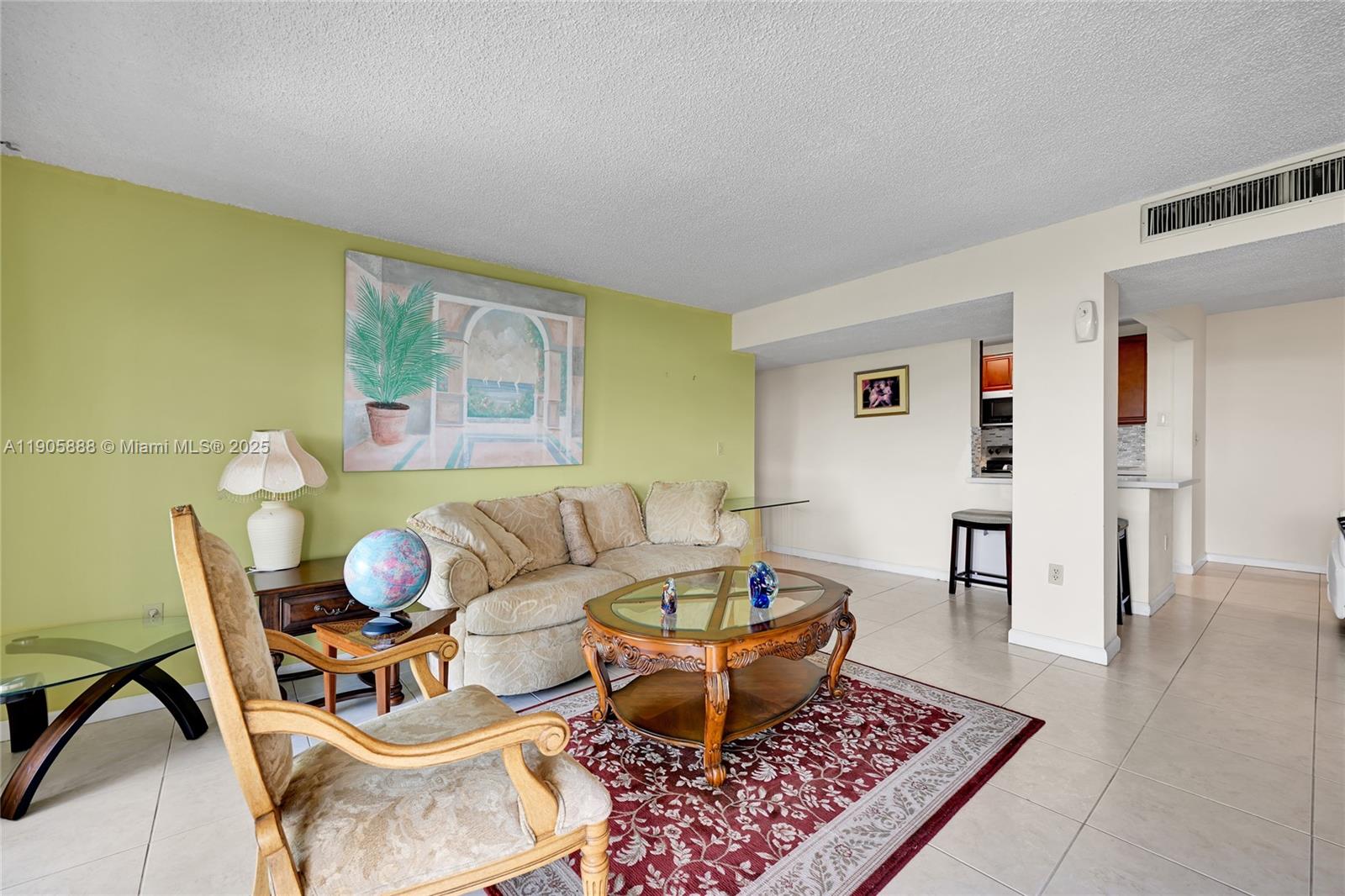 INVERWOOD CONDO - Residential