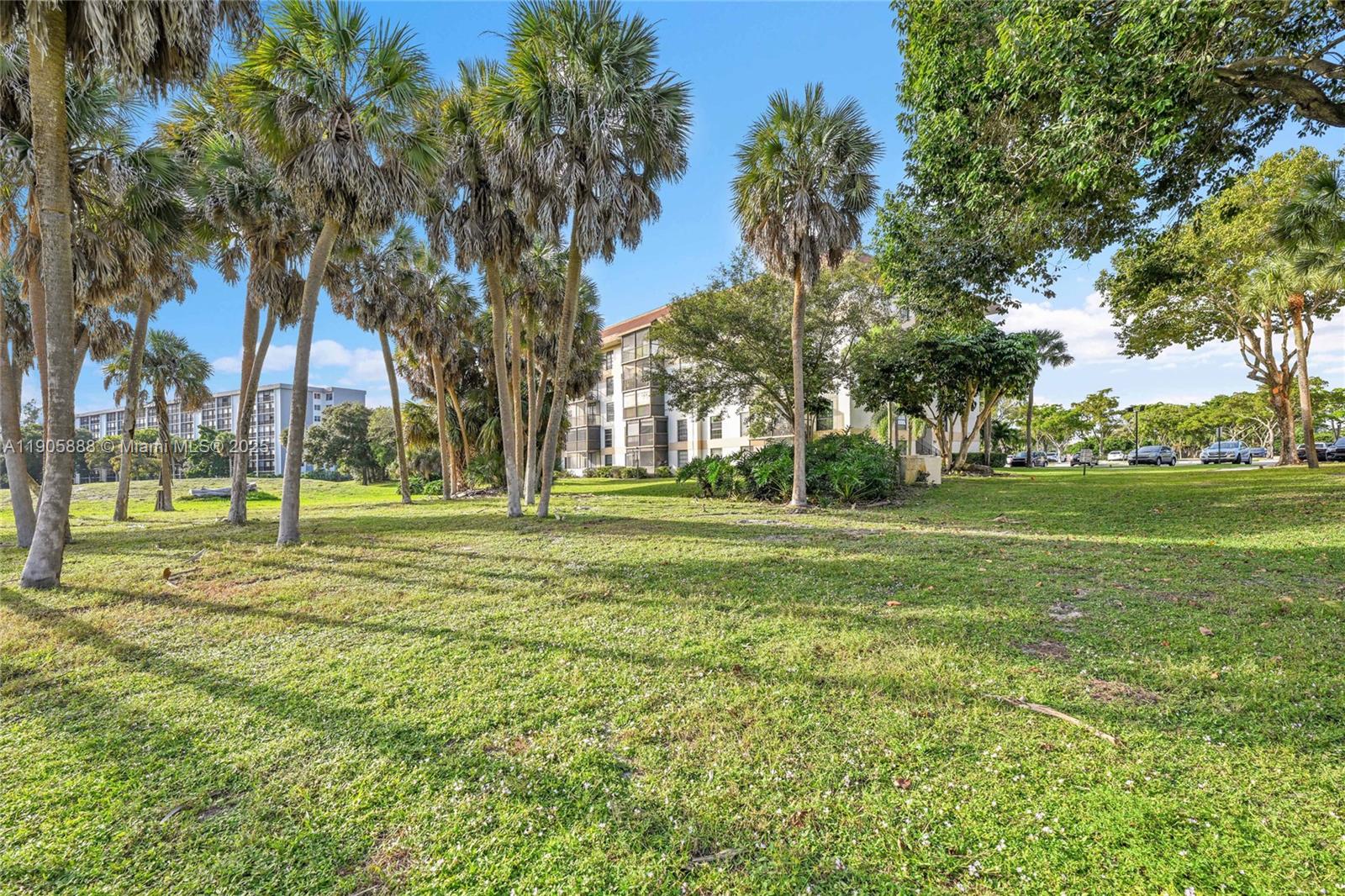 INVERWOOD CONDO - Residential