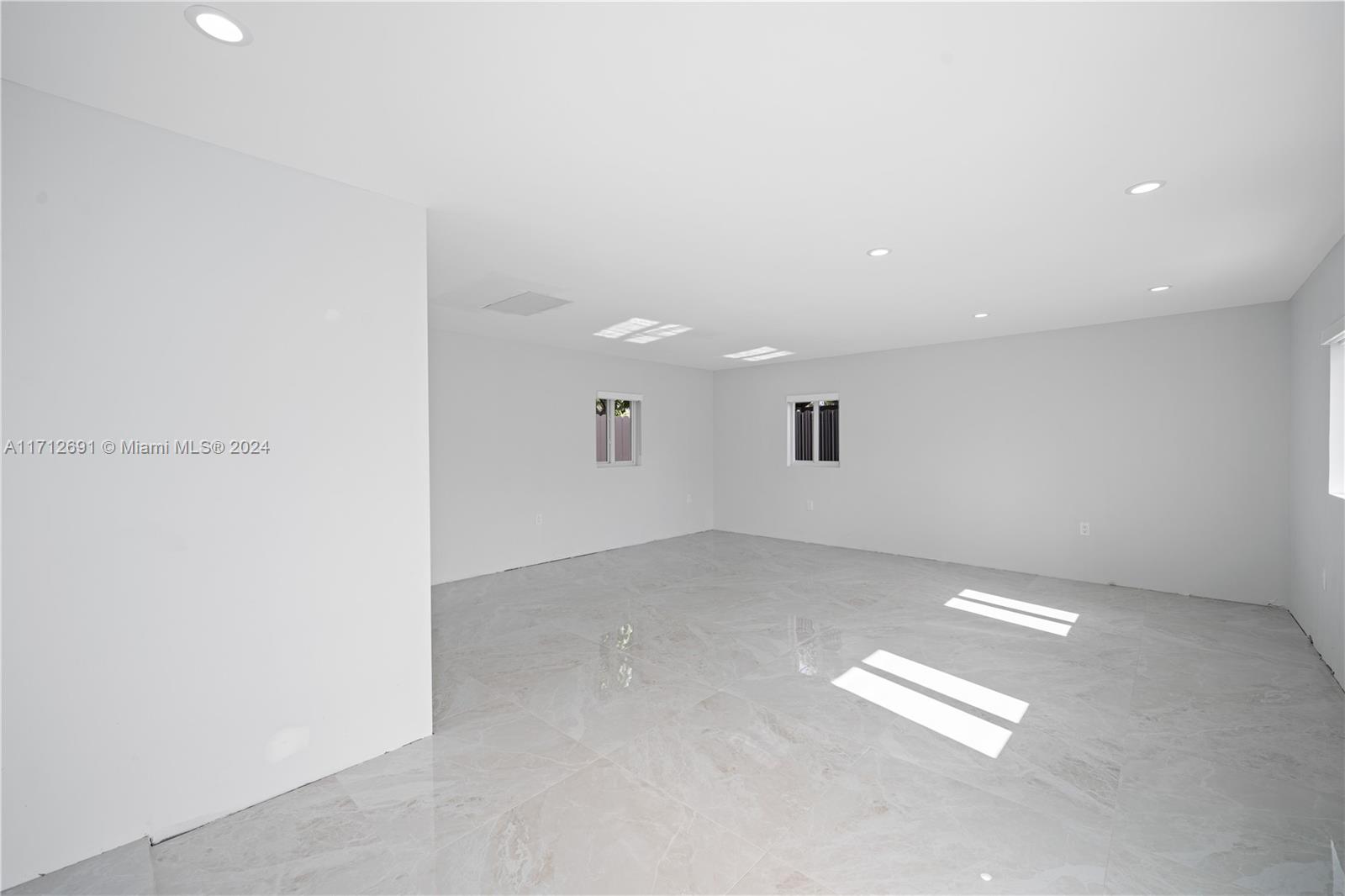 2ND REV PL SARATOGA HEIGH - Residential