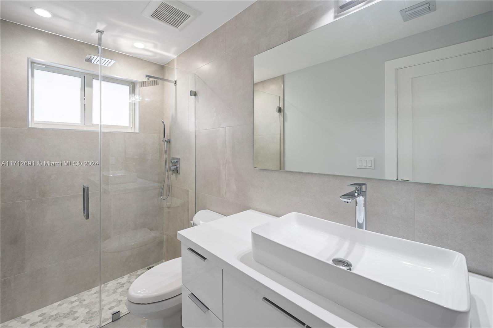 2ND REV PL SARATOGA HEIGH - Residential