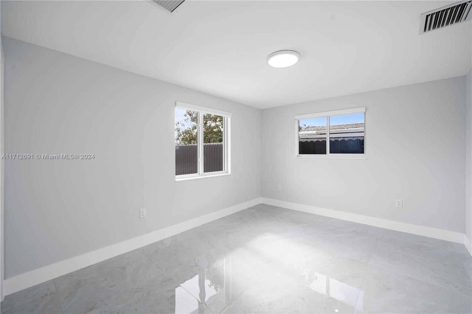 2ND REV PL SARATOGA HEIGH - Residential