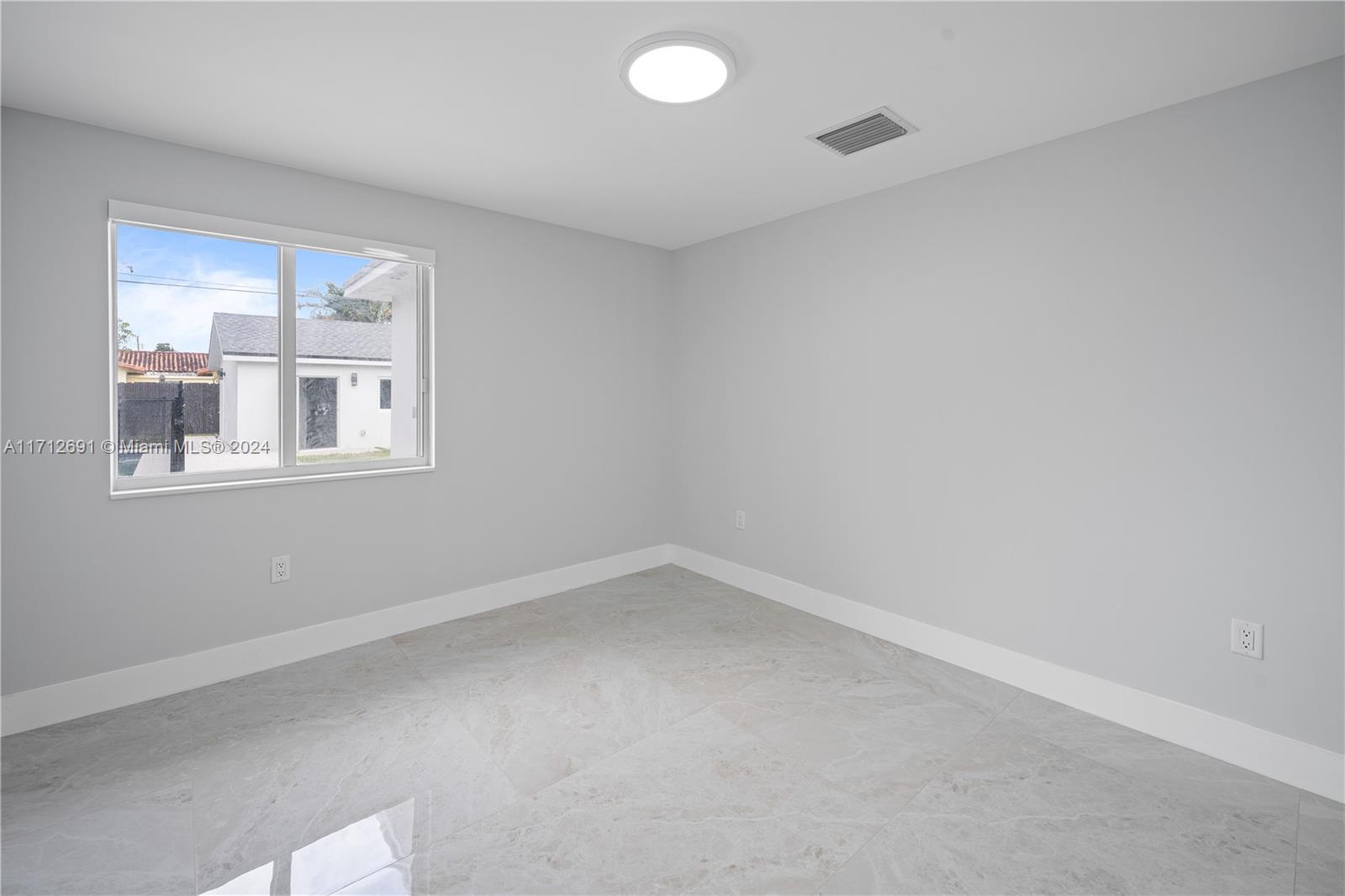 2ND REV PL SARATOGA HEIGH - Residential