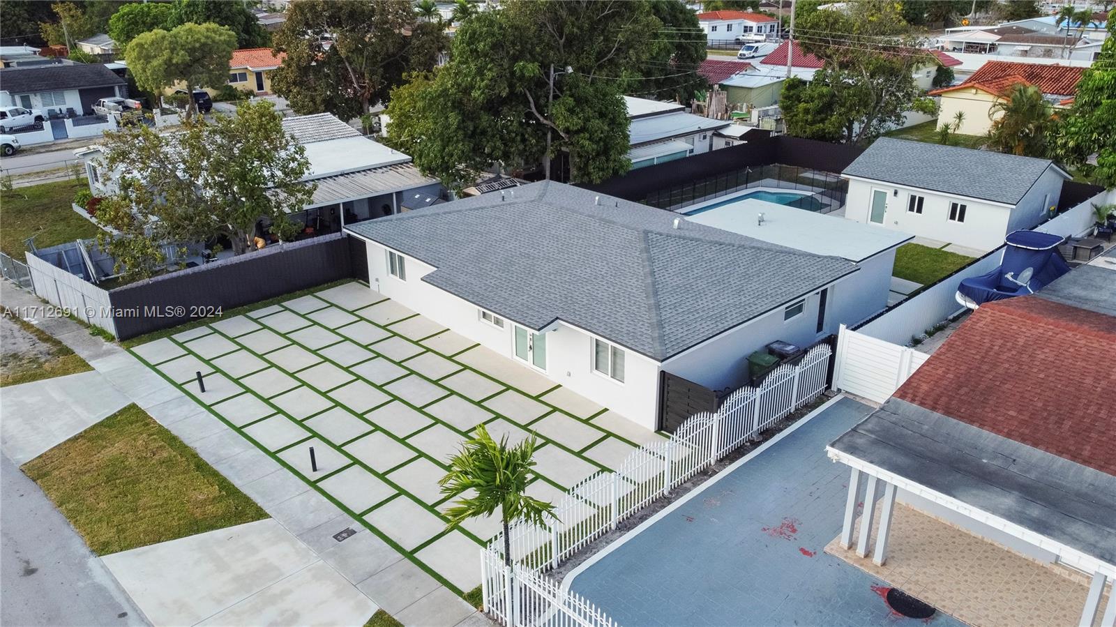 2ND REV PL SARATOGA HEIGH - Residential