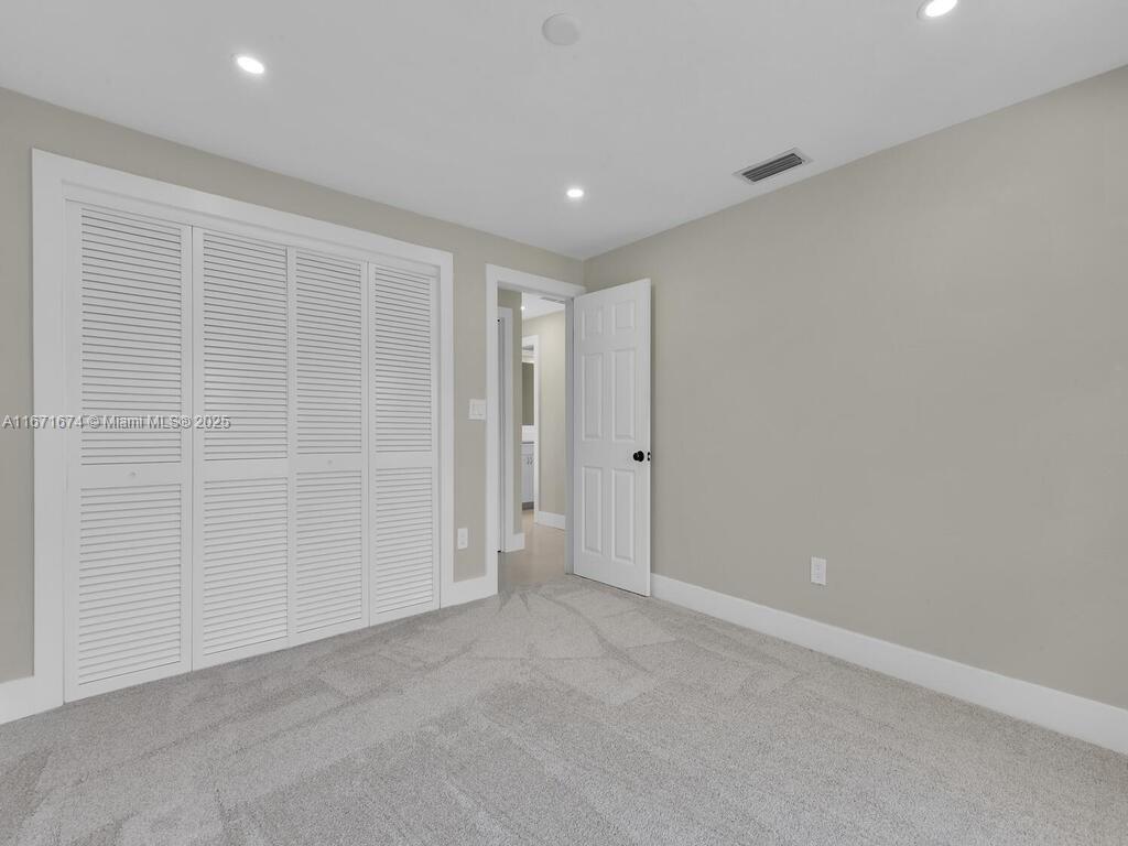 PALM RIVER ESTATES - Residential