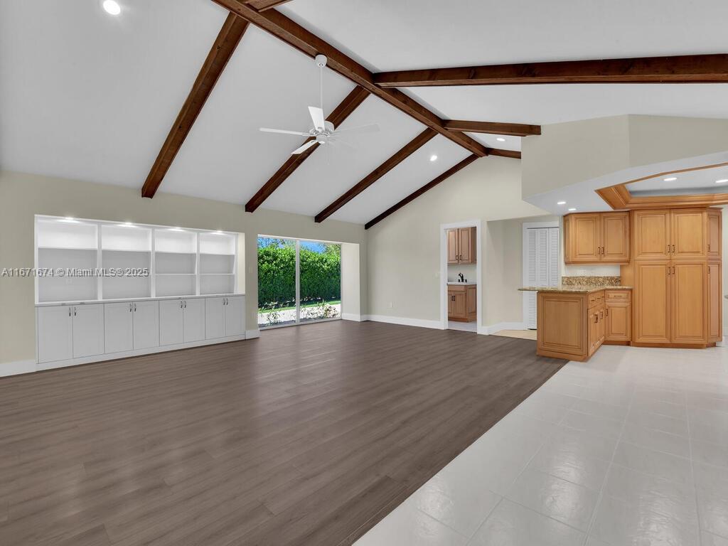 PALM RIVER ESTATES - Residential