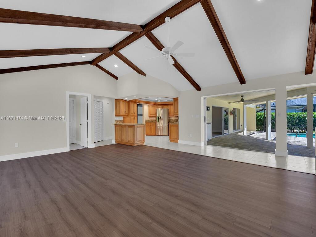 PALM RIVER ESTATES - Residential
