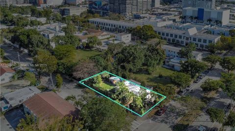 3055 NW 5th Ave Miami FL 33127