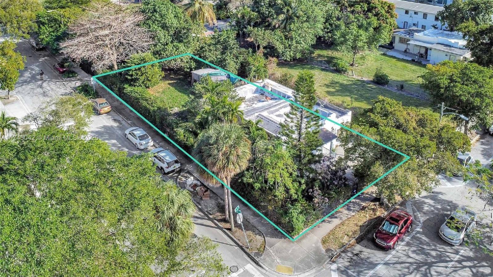 3055 NW 5th Ave