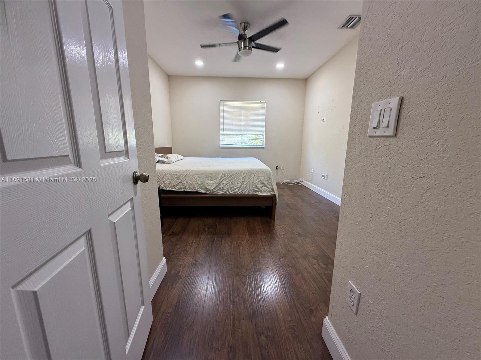 CATALINA PLACE - Residential