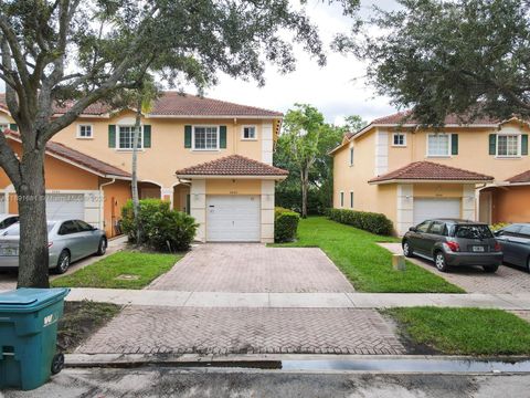 6580 Catalina Ln 6580 Tamarac FL 33321