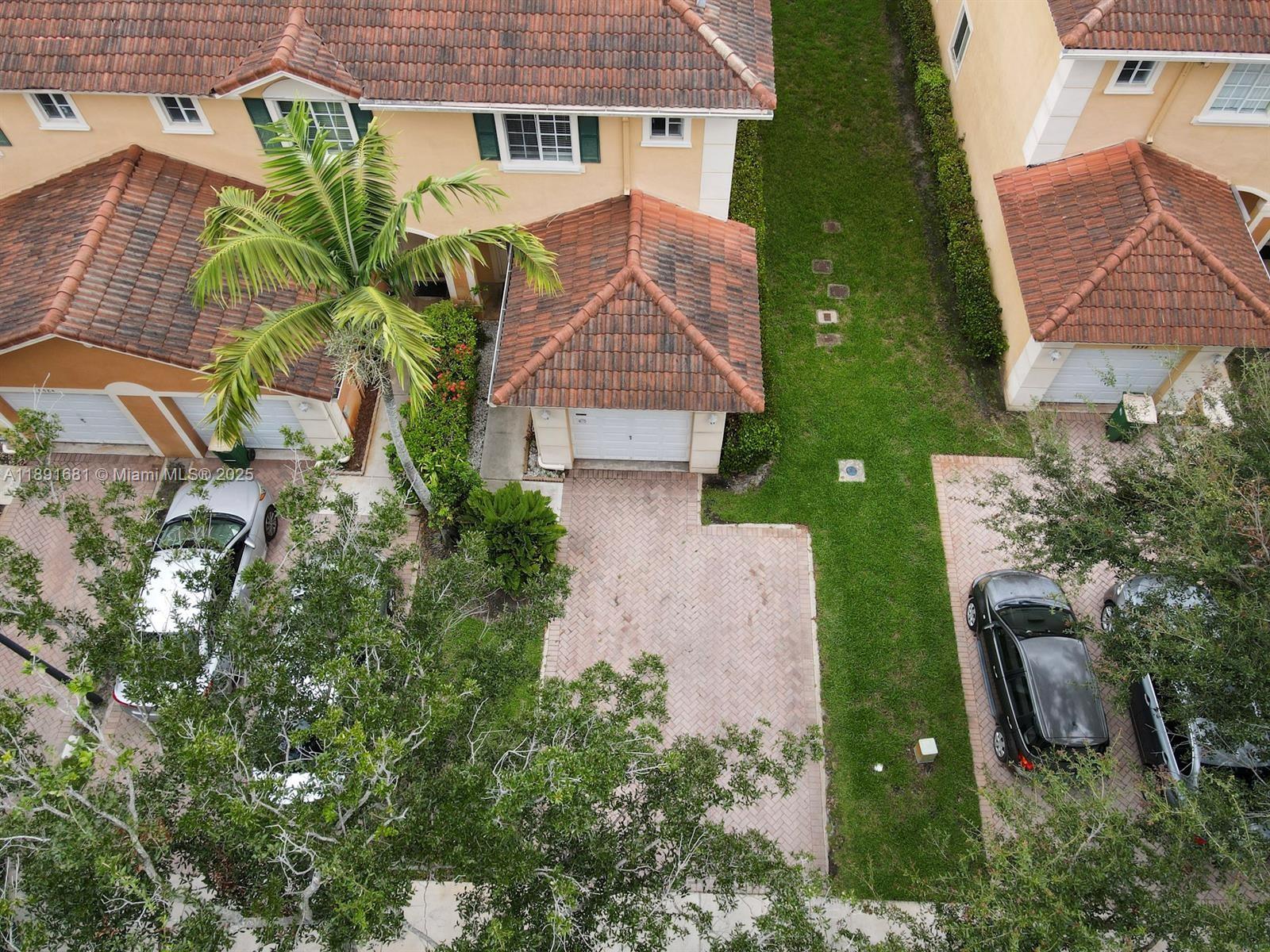 CATALINA PLACE - Residential