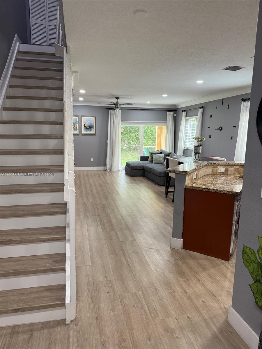 CATALINA PLACE - Residential