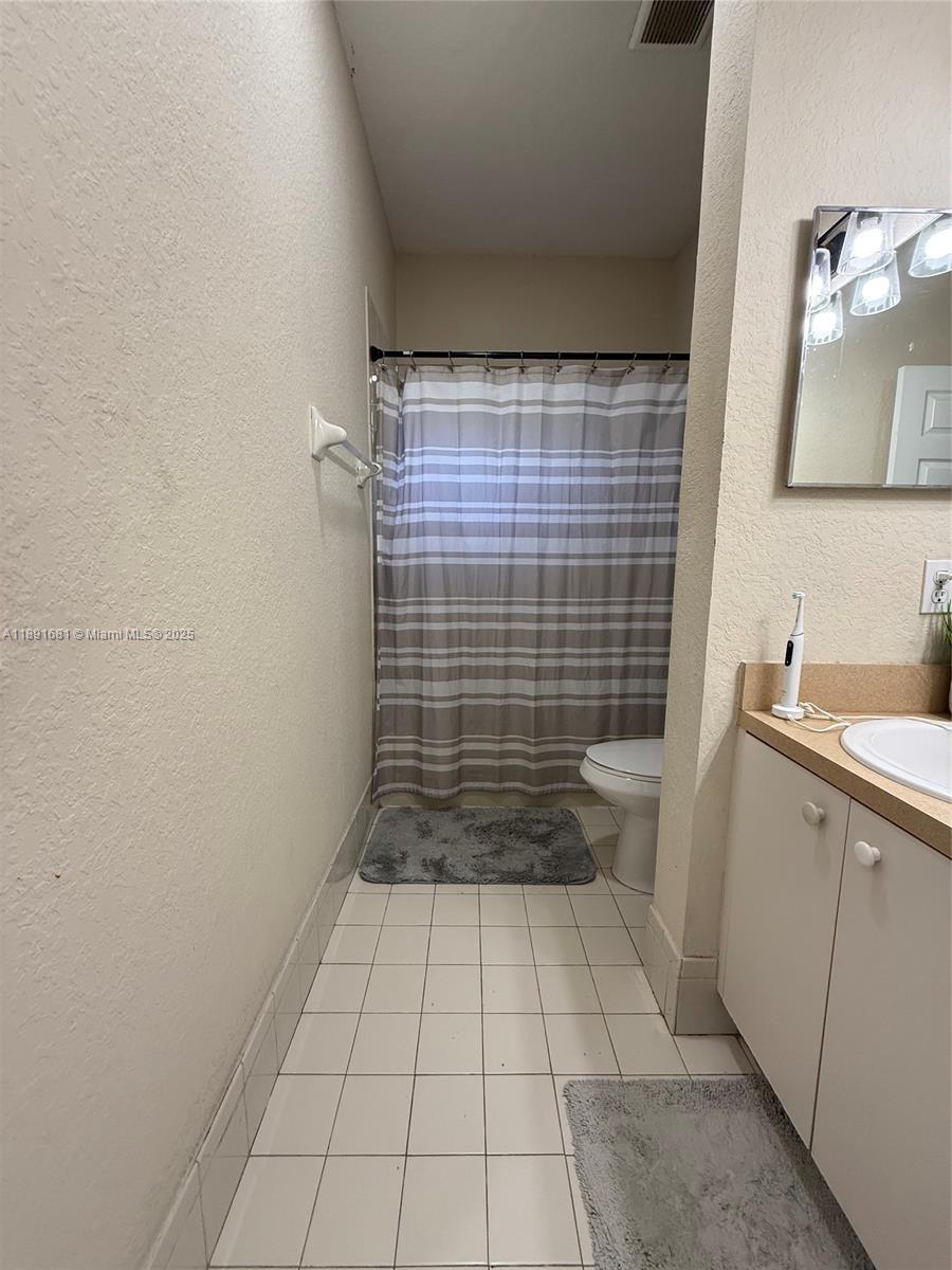 CATALINA PLACE - Residential