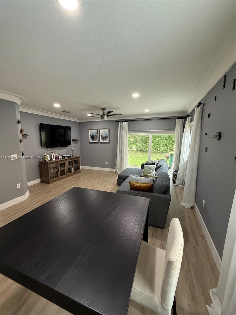 CATALINA PLACE - Residential
