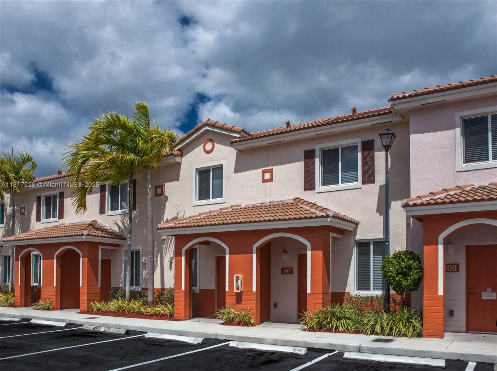Rental Property at 17383 Nw 7th Ave 2703, Miami Gardens, Broward County, Florida - Bedrooms: 2 
Bathrooms: 3  - $2,180 MO.