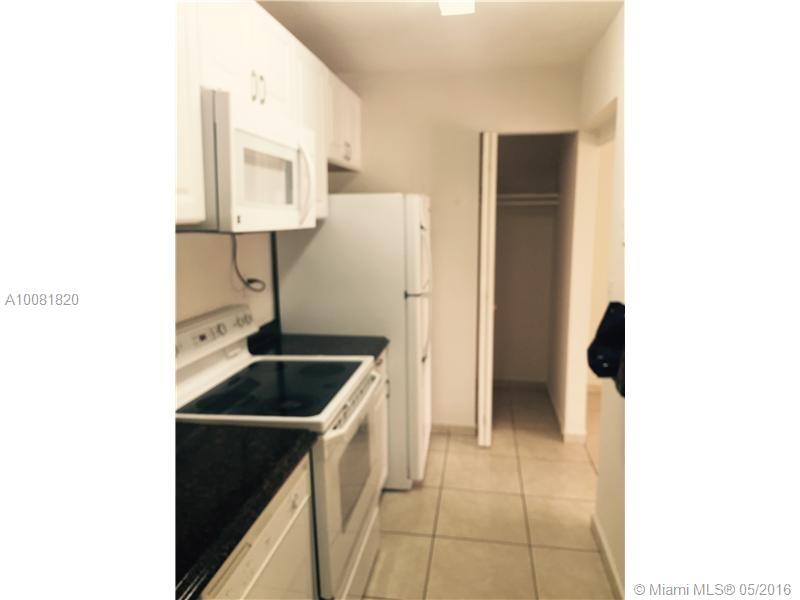 Great location!! spacious 1/1 in the heart of Doral.