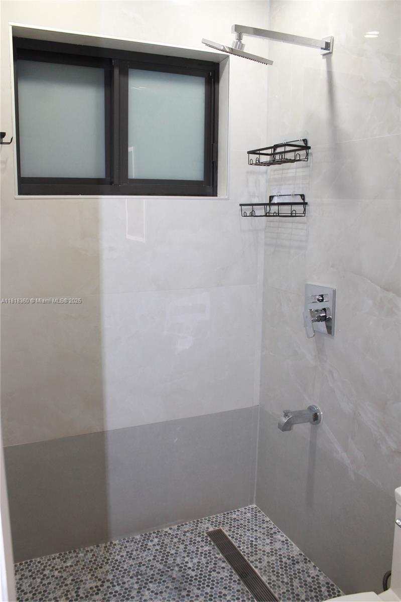 MIRAMAR SEC 10 - Residential Lease