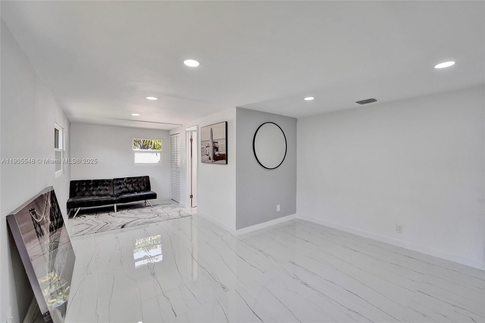 HARBOUR HEIGHTS - Residential