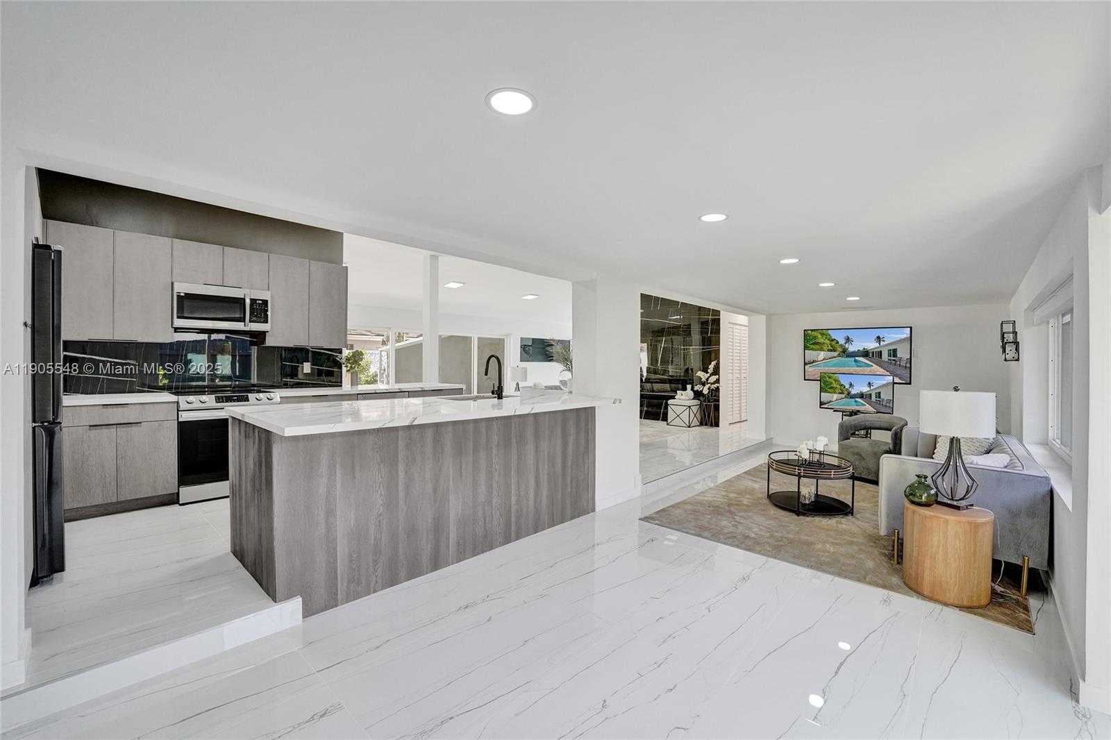 HARBOUR HEIGHTS - Residential