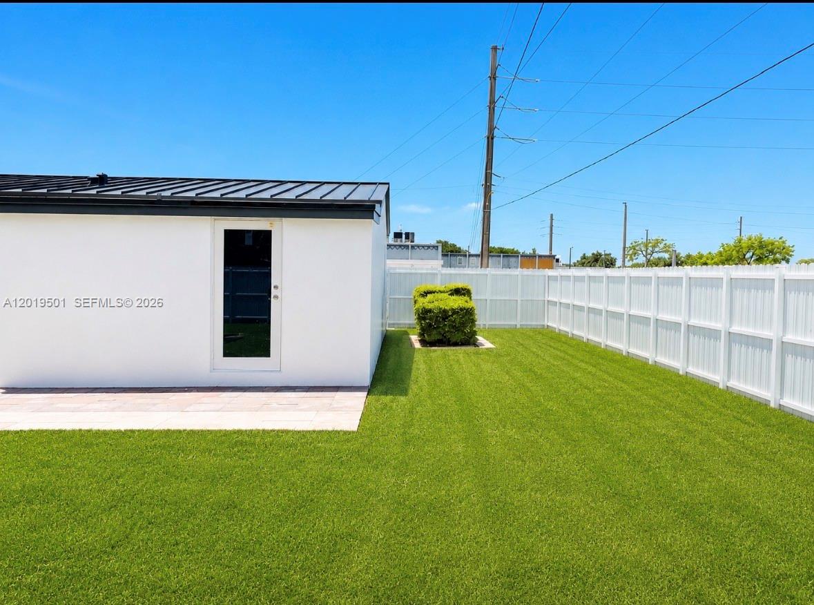 BUNCHE PARK 1 ADDN - Residential
