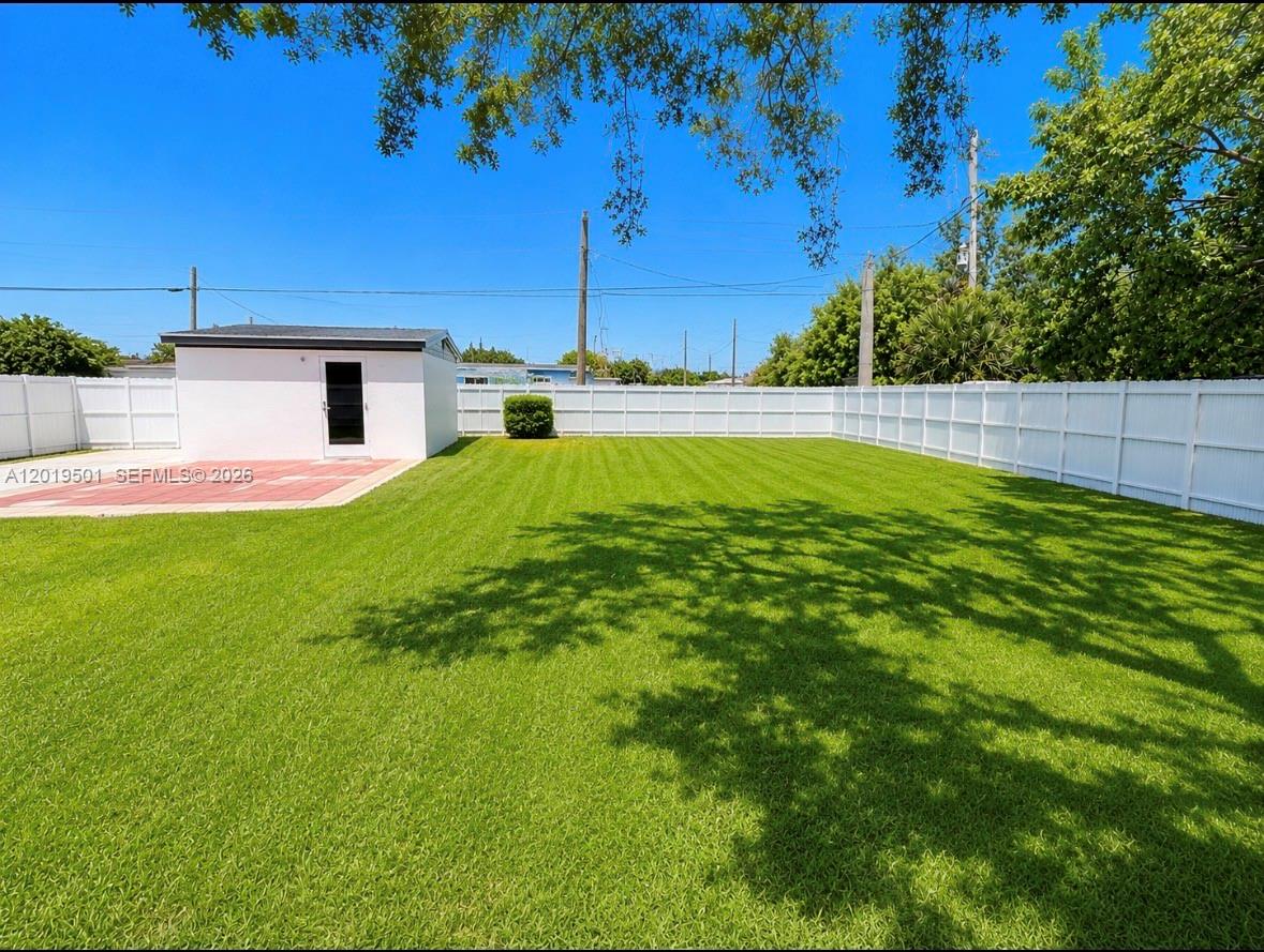 BUNCHE PARK 1 ADDN - Residential