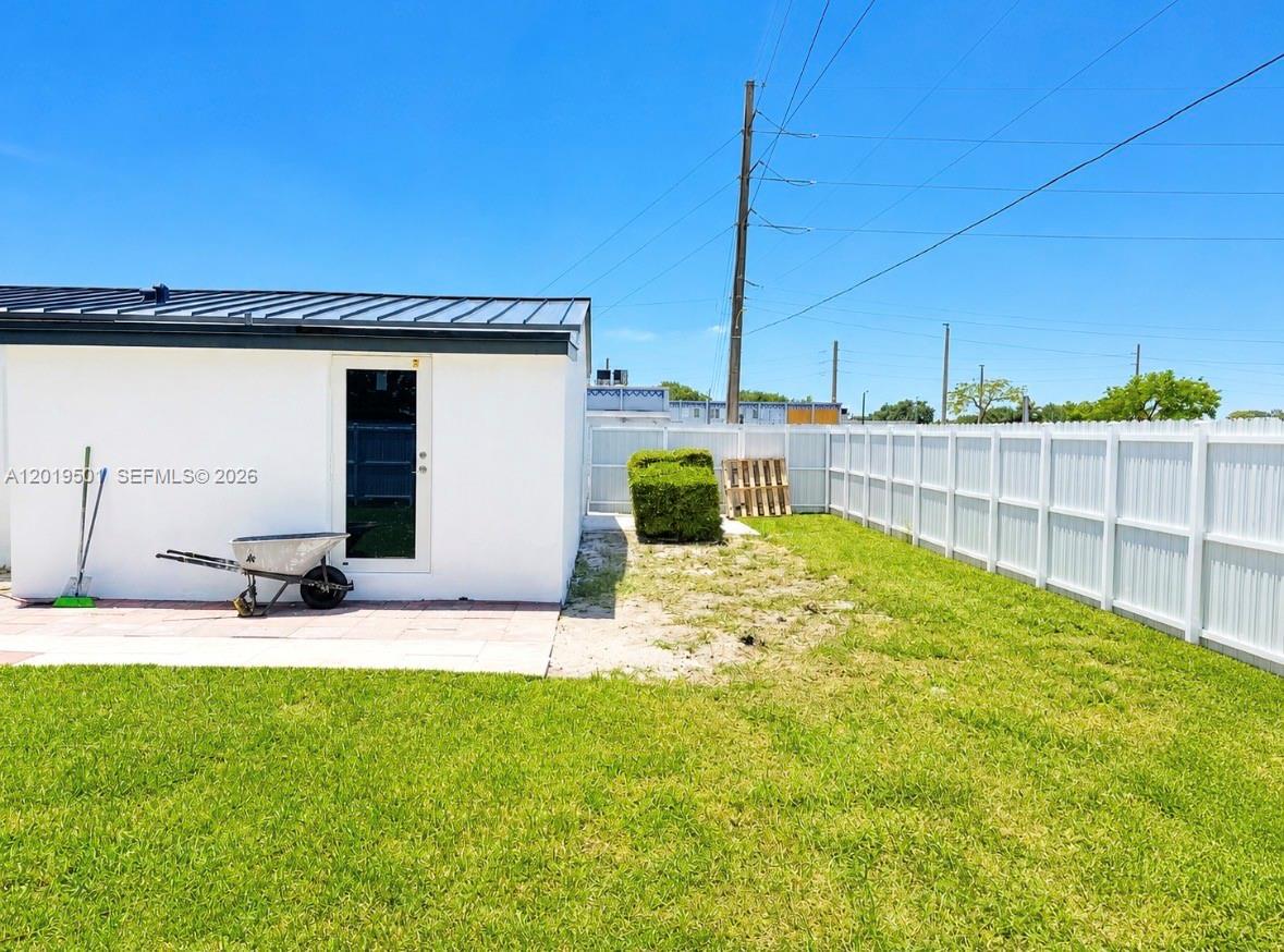 BUNCHE PARK 1 ADDN - Residential