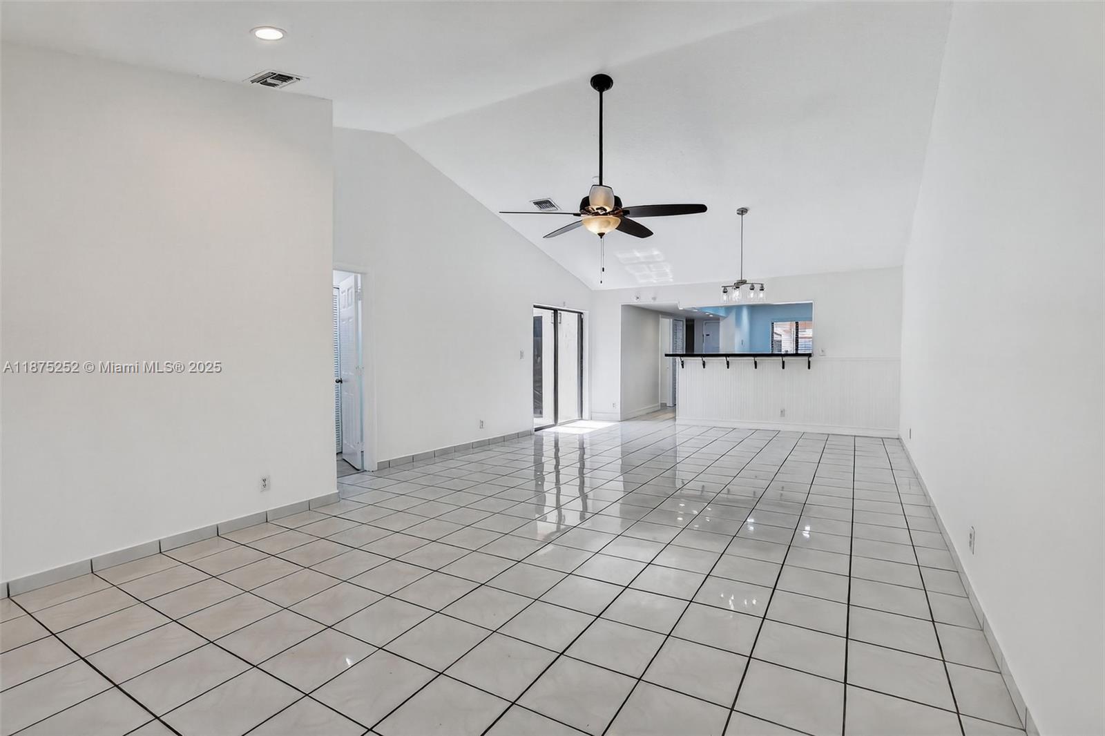 LAKESIDE VILLAS AT - Residential