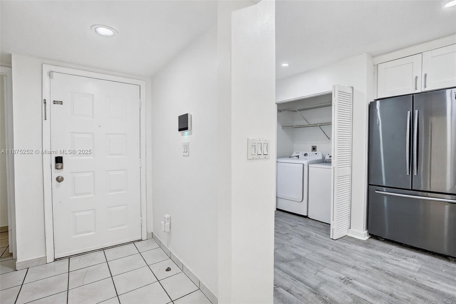 311 Lakeside Ct 238