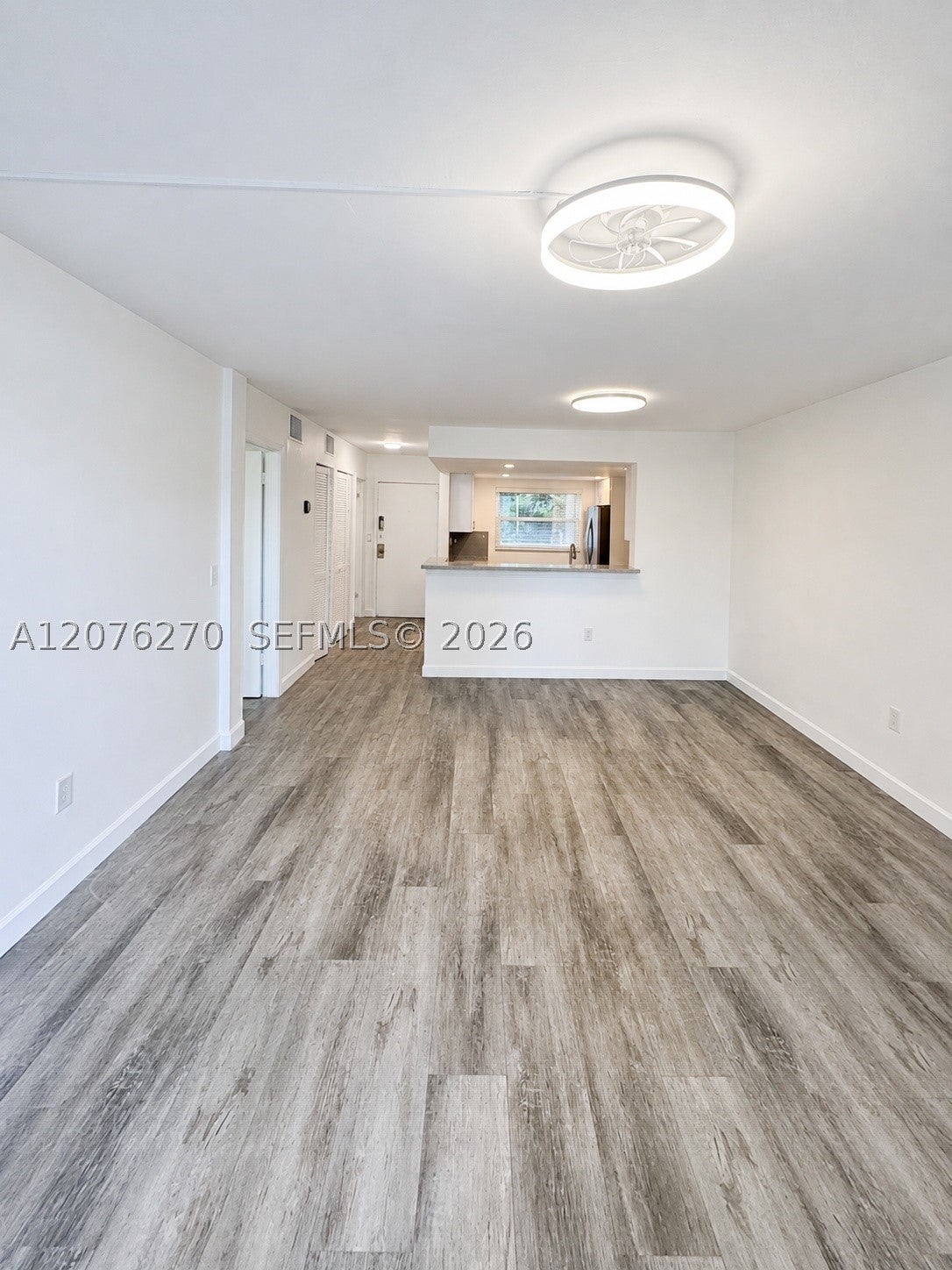 4000 NE 170th St 206