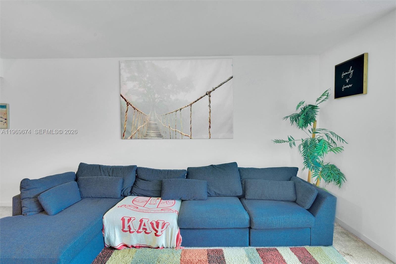 1100 MILLECENTO RESIDENCE - Residential