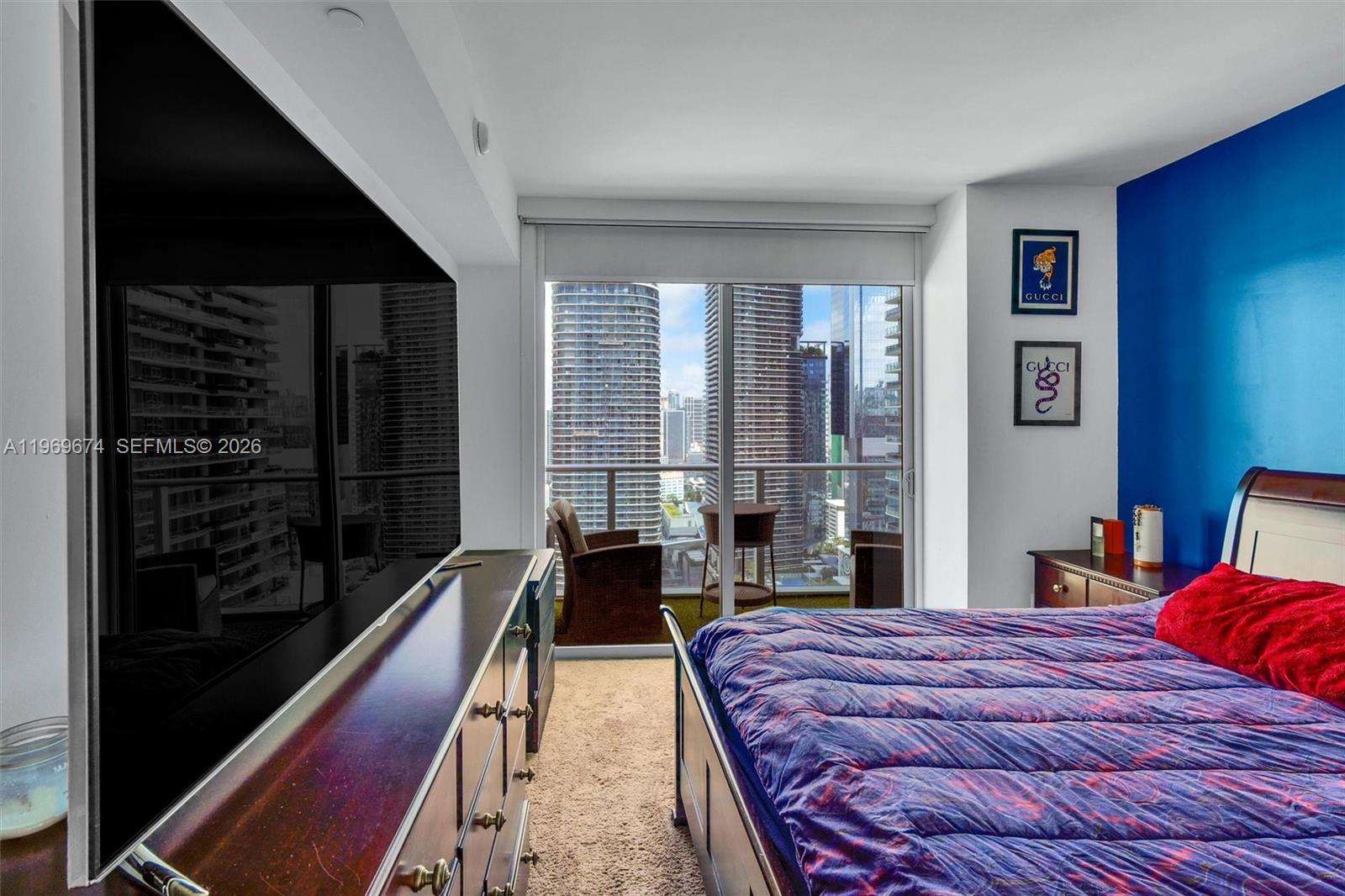 1100 MILLECENTO RESIDENCE - Residential