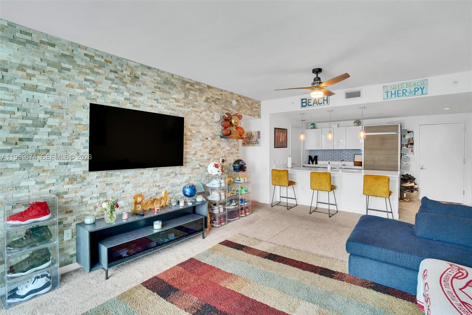 1100 MILLECENTO RESIDENCE - Residential