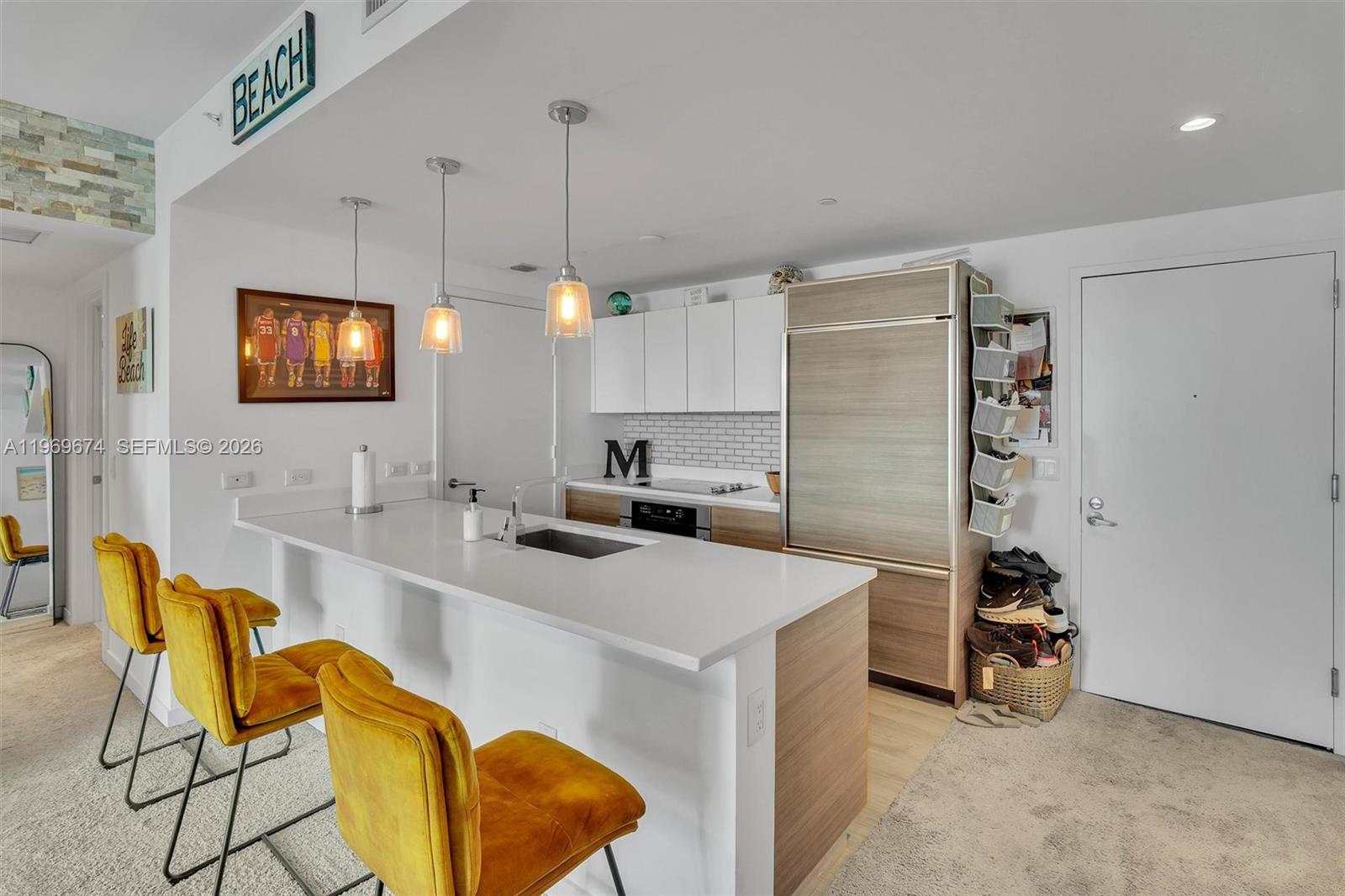 1100 MILLECENTO RESIDENCE - Residential