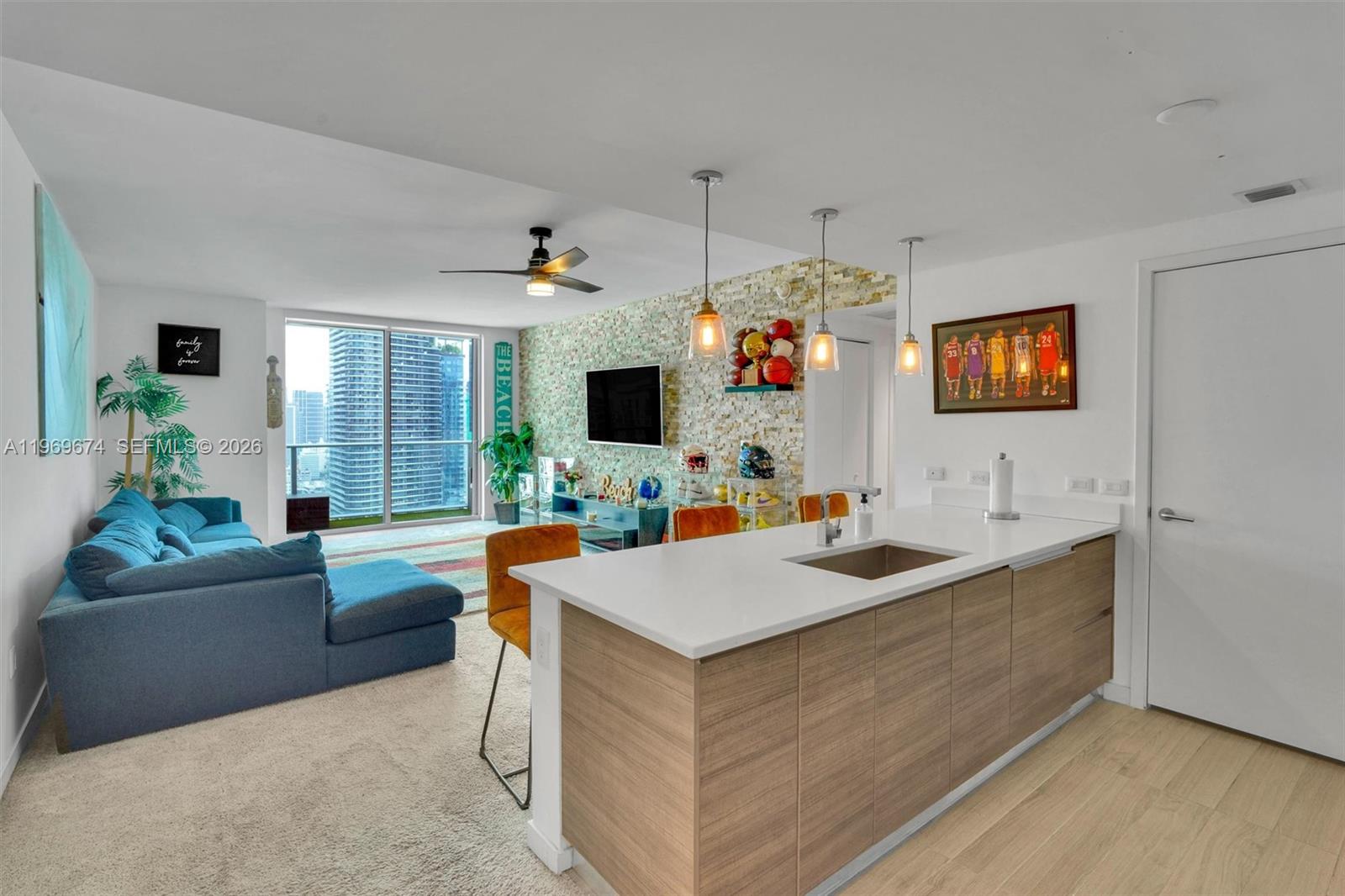 1100 MILLECENTO RESIDENCE - Residential