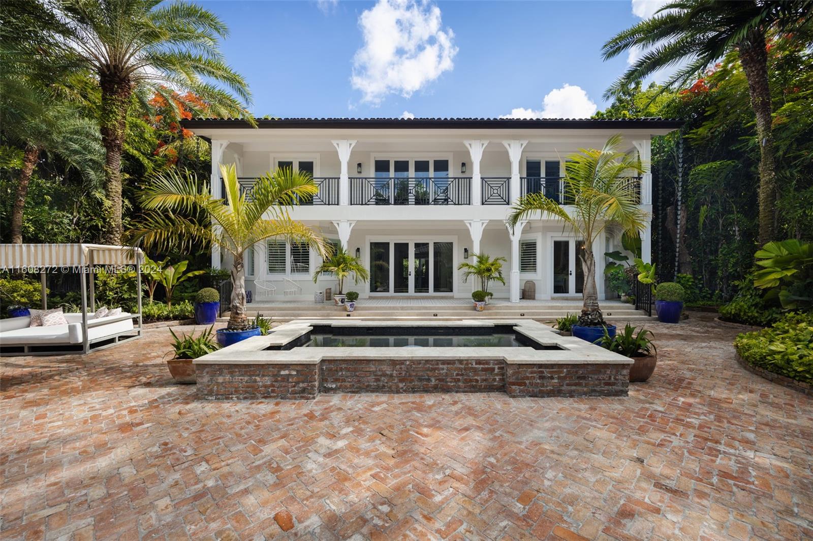 PALM MIAMI AMD - Residential