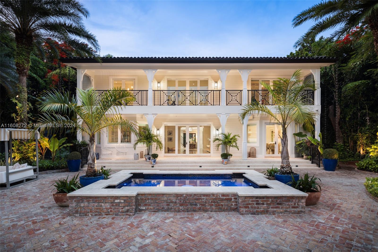 PALM MIAMI AMD - Residential