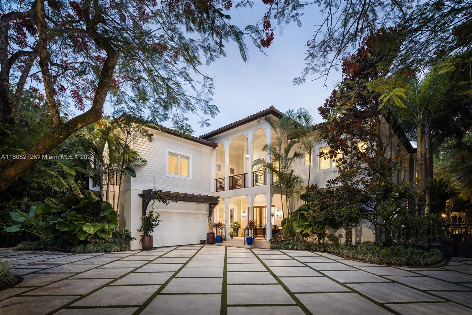 PALM MIAMI AMD - Residential